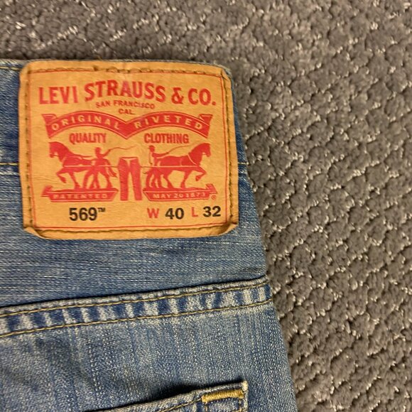 Levi's 569 Loose Straight Jeans Men's 40 x 32 Measures 42 x 31 Blue Cotton - Picture 9 of 16